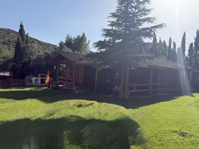 3 makuuhuone Puutalo myytävänä paikassa Villanueva del Rosario mukana uima-altaan - 350 000 € (Ref: 9953333)