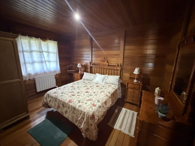 3 makuuhuone Puutalo myytävänä paikassa Villanueva del Rosario mukana uima-altaan - 350 000 € (Ref: 9953333)
