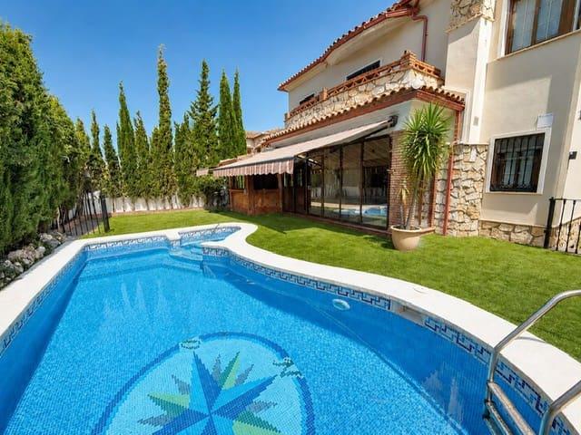 5 soveværelse Villa til salg i Antequera med swimmingpool garage - € 515.000 (Ref: 9958365)