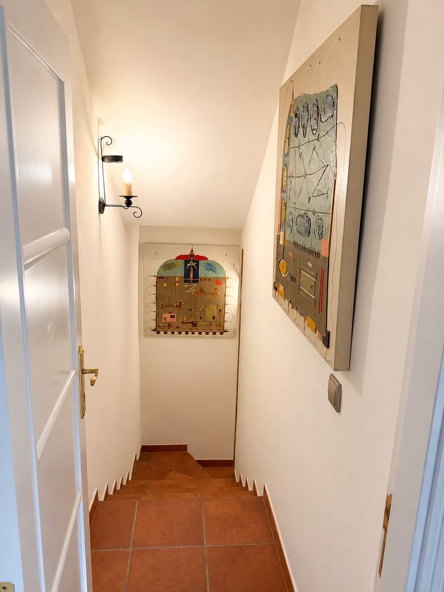 5 bedroom Villa for sale in Antequera with pool garage - € 515,000 (Ref: 9958365)