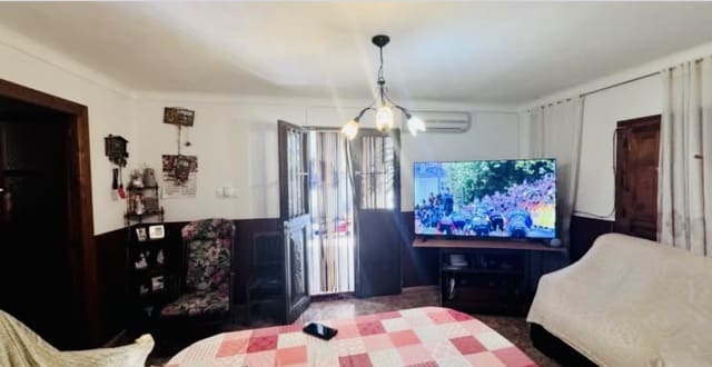 4 soveværelse Finca/Landehus til salg i Iznájar med garage - € 165.000 (Ref: 9972278)