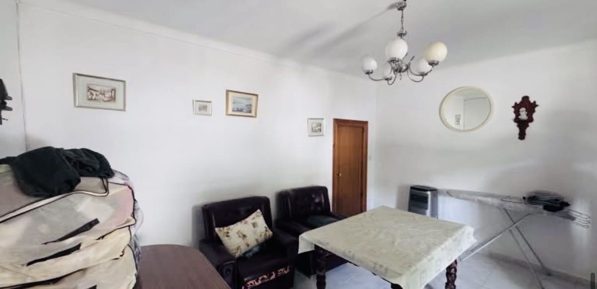 4 slaapkamer Finca/Landhuis te koop in Iznajar met garage - € 165.000 (Ref: 9972278)