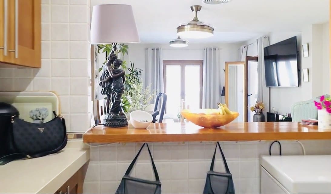 4 soveværelse Penthouse til salg i Manilva med swimmingpool garage - € 389.000 (Ref: 9972281)