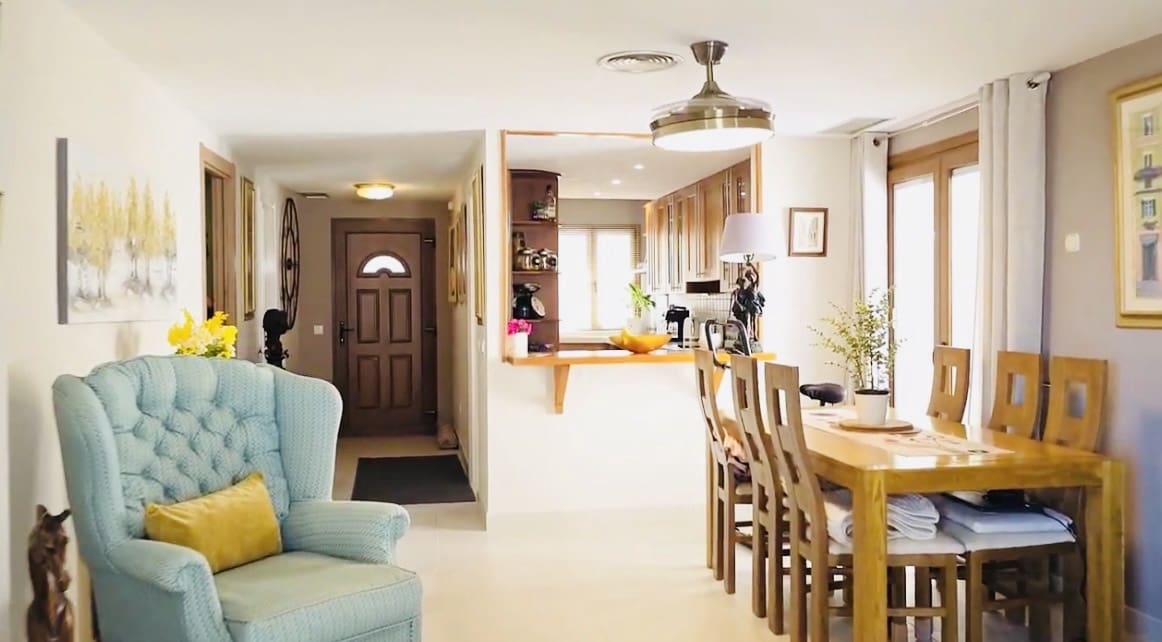 4 soveværelse Penthouse til salg i Manilva med swimmingpool garage - € 389.000 (Ref: 9972281)