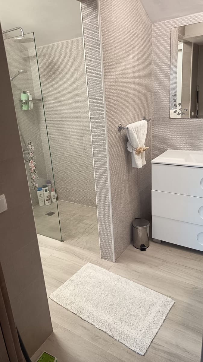 4 soveværelse Penthouse til salg i Manilva med swimmingpool garage - € 389.000 (Ref: 9972281)