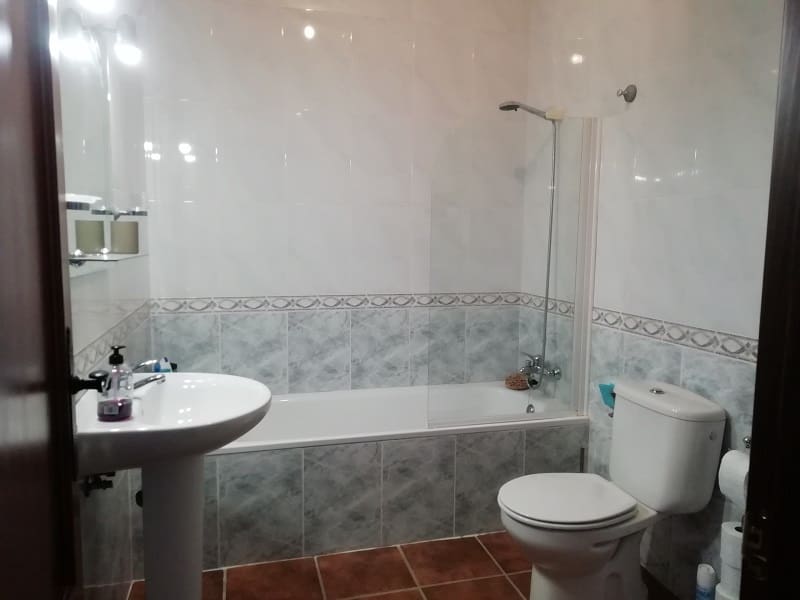 3 soverom Hus til salgs i Fuente de Piedra med svømmebasseng garasje - € 220 000 (Ref: 9973805)