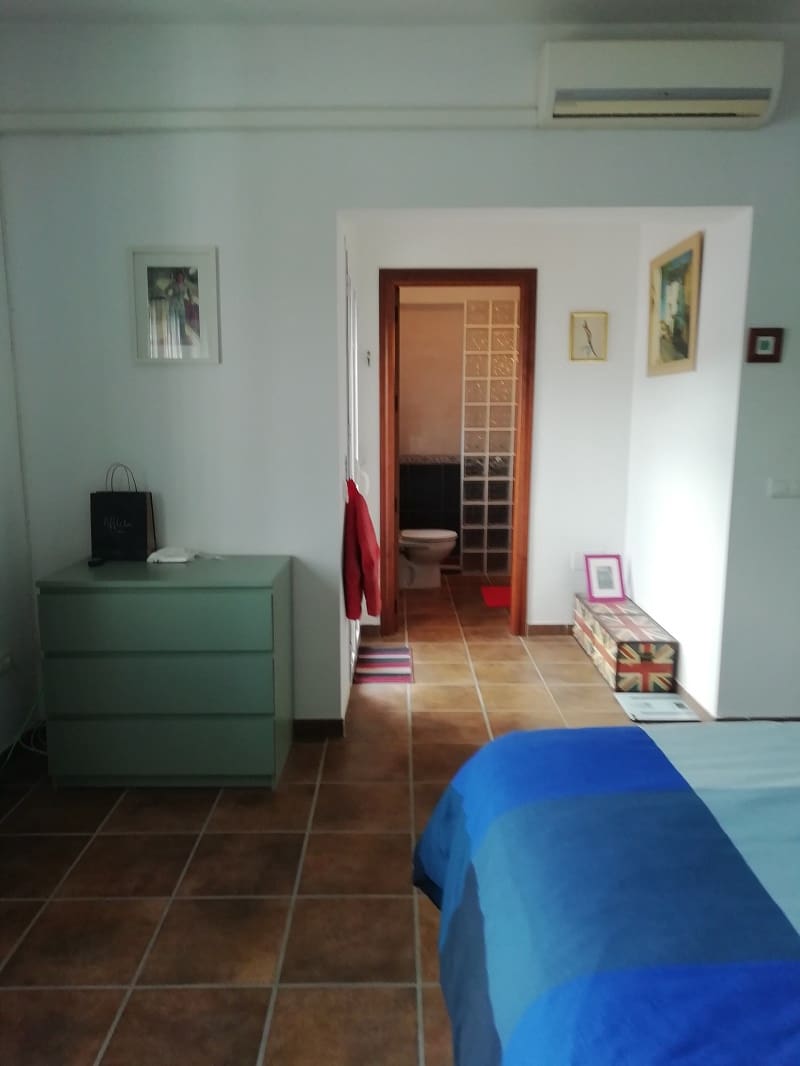 3 soverom Hus til salgs i Fuente de Piedra med svømmebasseng garasje - € 220 000 (Ref: 9973805)