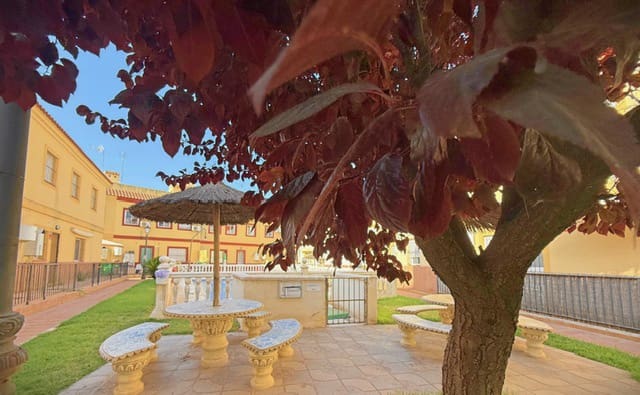 4 slaapkamer Huis te koop in Fuente de Piedra met zwembad - € 155.000 (Ref: 9989390)
