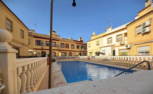 4 slaapkamer Huis te koop in Fuente de Piedra met zwembad - € 155.000 (Ref: 9989390)