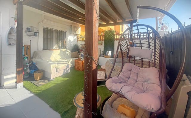 4 slaapkamer Huis te koop in Fuente de Piedra met zwembad - € 155.000 (Ref: 9989390)