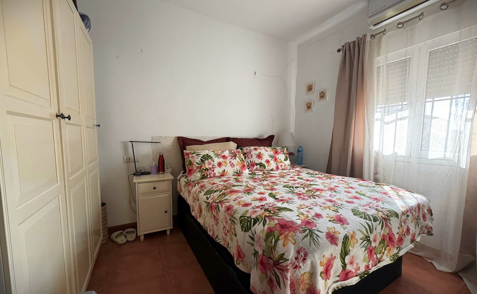 4 slaapkamer Huis te koop in Fuente de Piedra met zwembad - € 155.000 (Ref: 9989390)