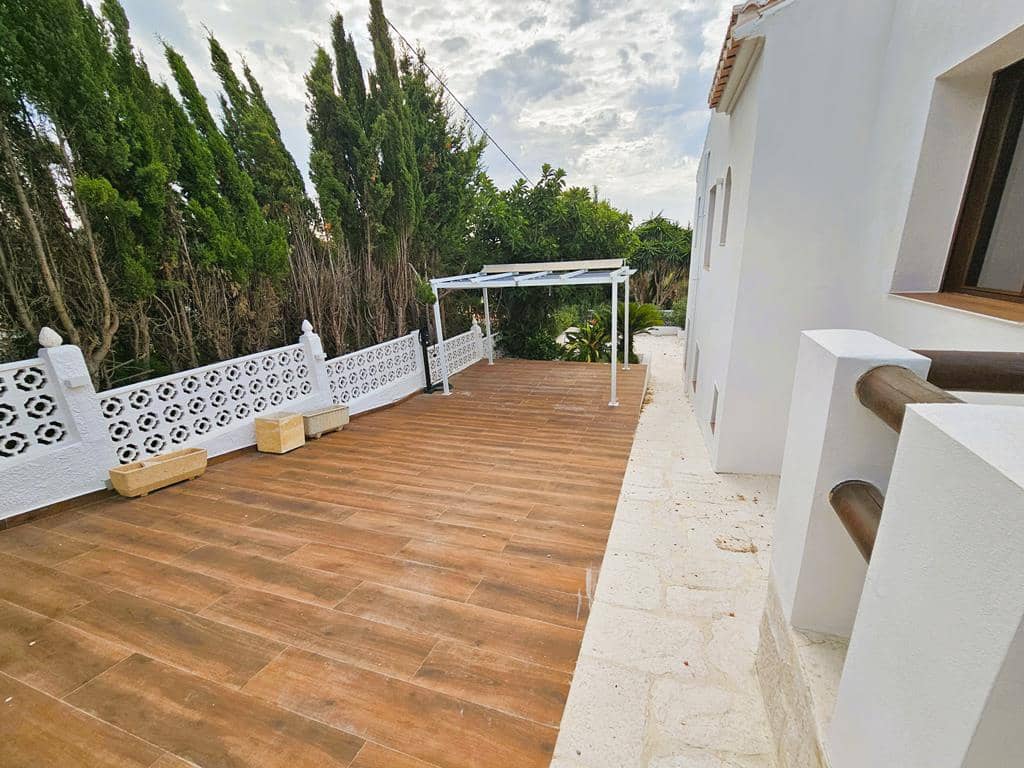 7 chambre Villa/Maison à vendre à Javea / Xabia avec piscine garage - 1 695 000 € (Ref: 10150137)
