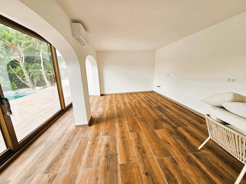 7 chambre Villa/Maison à vendre à Javea / Xabia avec piscine garage - 1 695 000 € (Ref: 10150137)