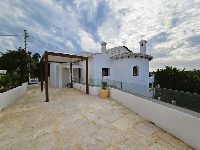 7 chambre Villa/Maison à vendre à Javea / Xàbia avec piscine garage - 1 695 000 € (Ref: 10150137)