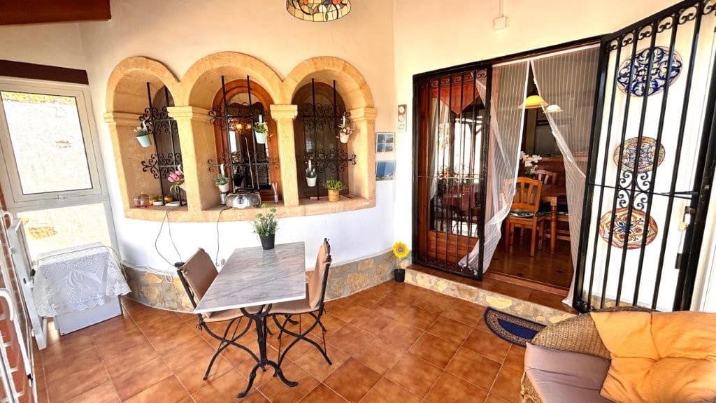 2 makuuhuone Huvila myytävänä paikassa Denia mukana uima-altaan - 425 000 € (Ref: 10150525)