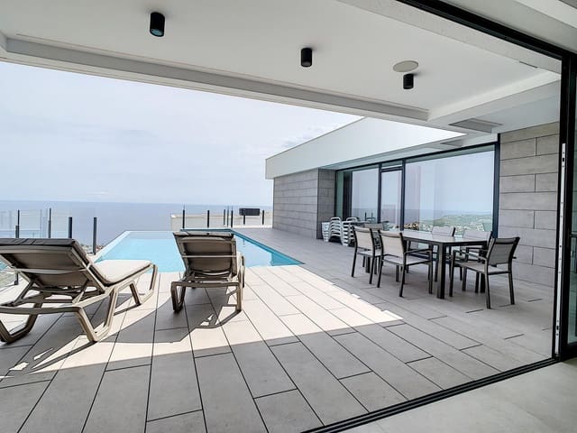 4 soveværelse Villa til salg i Cumbre del Sol, Benitachell / Benitatxell med swimmingpool garage - € 1.150.000 (Ref: 10150526)