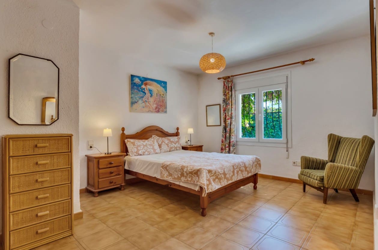 4 soveværelse Villa til salg i Javea / Xabia med swimmingpool - € 845.000 (Ref: 10153176)