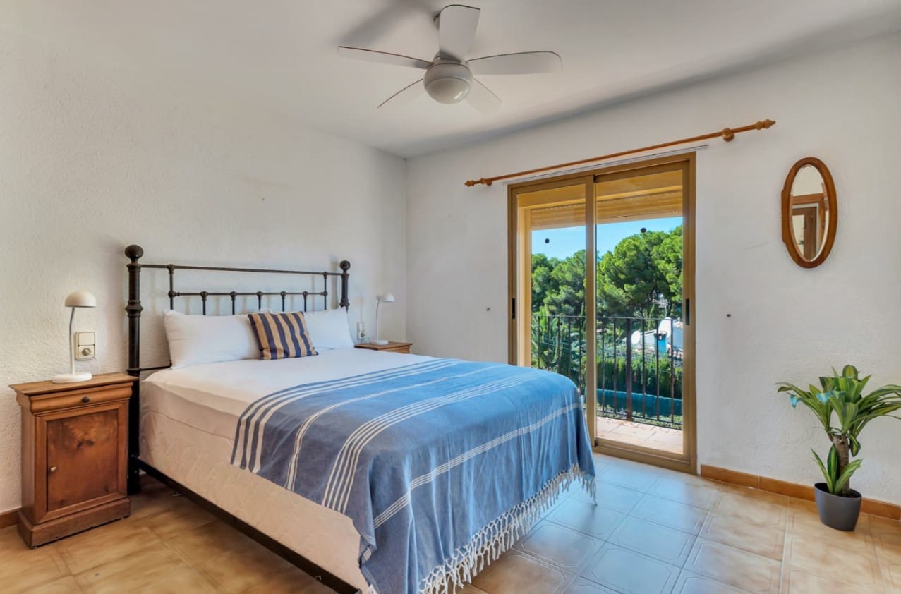 4 soveværelse Villa til salg i Javea / Xabia med swimmingpool - € 845.000 (Ref: 10153176)