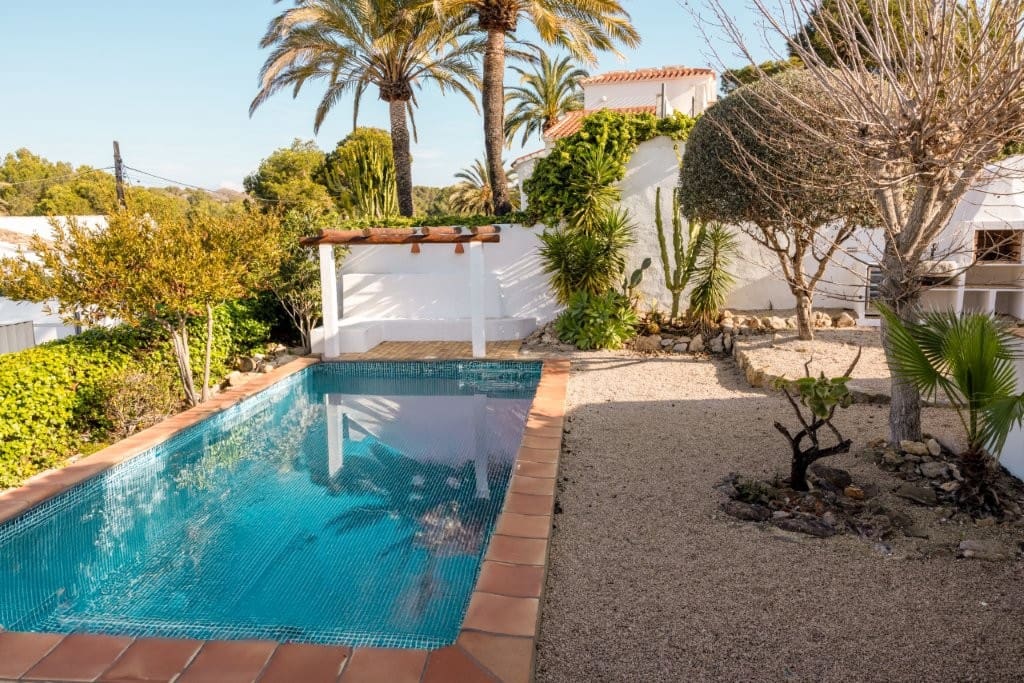 4 bedroom Villa for sale in Javea / Xabia with pool - € 790,000 (Ref: 9073708)