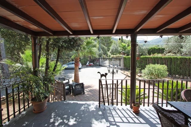 3 camera da letto Villa in vendita in Orba con piscina garage - 899.000 € (Rif: 9073711)