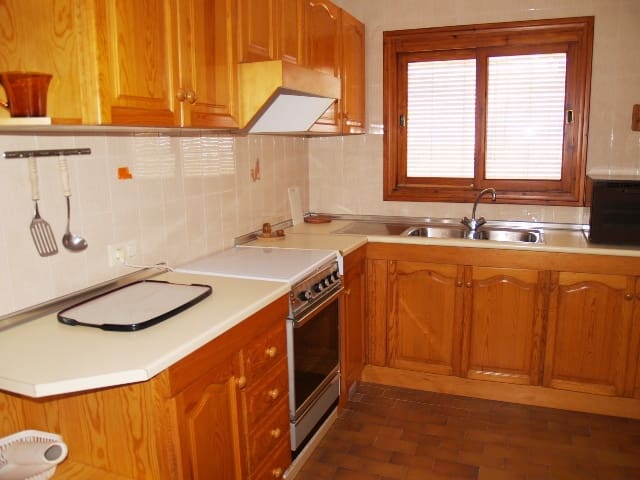 5 bedroom Villa for sale in Calpe / Calp with pool - € 1,500,000 (Ref: 9073712)