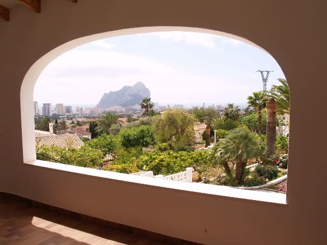 5 soveværelse Villa til salg i Calpe / Calp med swimmingpool - € 1.300.000 (Ref: 9073712)
