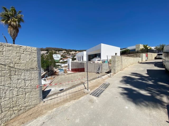 4 makuuhuone Huvila myytävänä paikassa Benissa mukana uima-altaan 
autotalli - 1 370 000 € (Ref: 9073713)