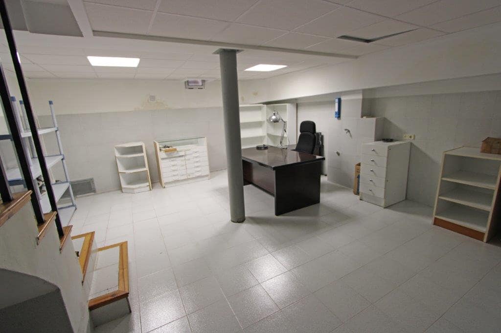 7 soveværelse Byhus til salg i Vall de Laguart med garage - € 300.000 (Ref: 9073724)