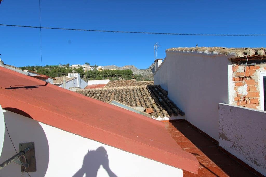 7 soveværelse Byhus til salg i Vall de Laguart med garage - € 300.000 (Ref: 9073724)