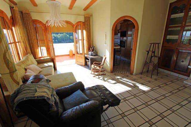 7 bedroom Townhouse for sale in Vall de Laguart with garage - € 300,000 (Ref: 9073724)