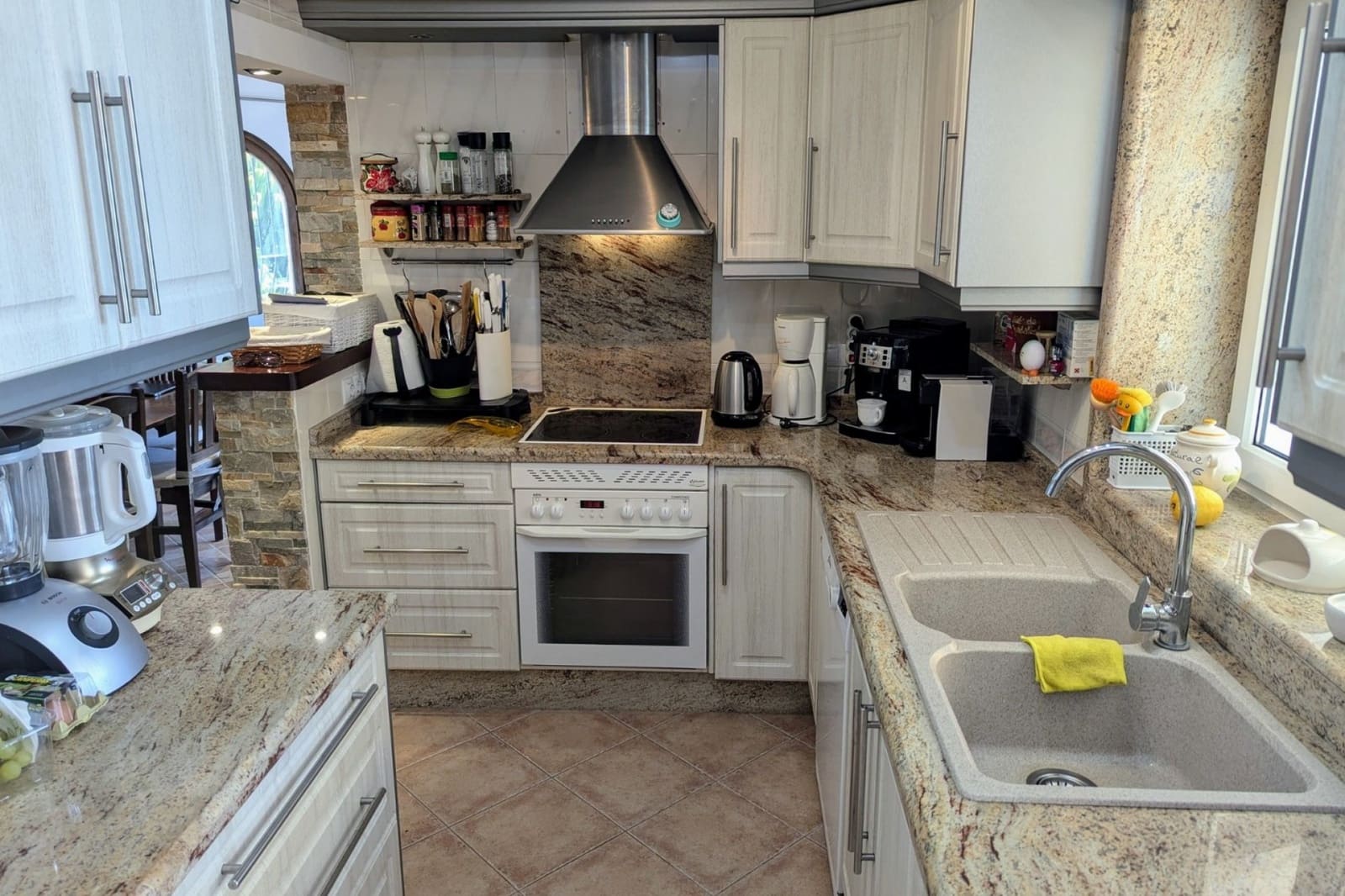 4 sovrum Villa till salu i Moraira med pool garage - 665 000 € (Ref: 9073728)