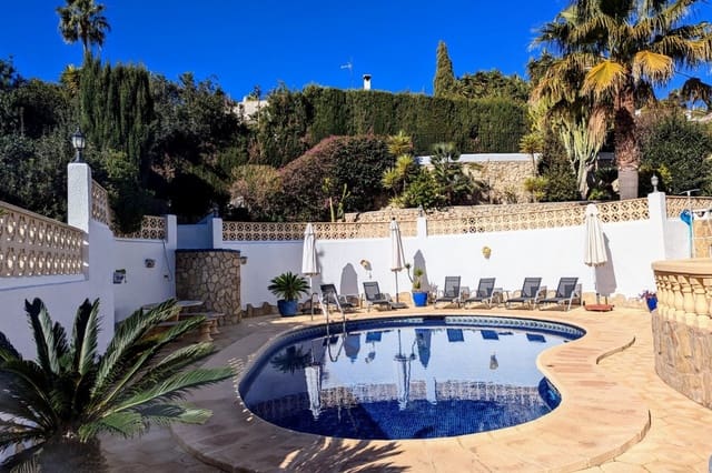 4 sovrum Villa till salu i Moraira, Teulada-Moraira med pool garage - 665 000 € (Ref: 9073728)