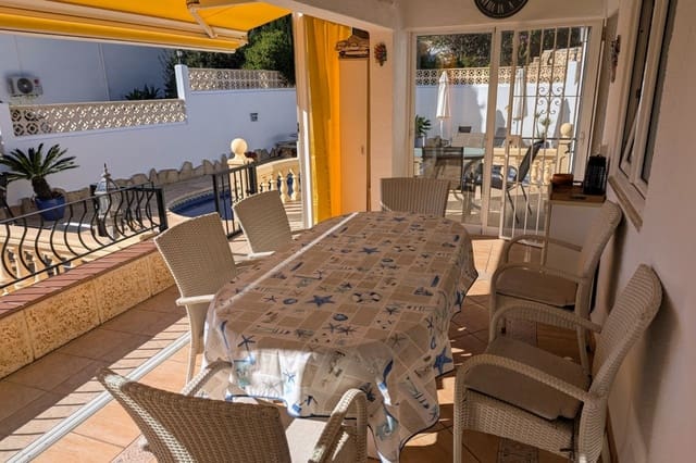 4 sovrum Villa till salu i Moraira, Teulada-Moraira med pool garage - 665 000 € (Ref: 9073728)