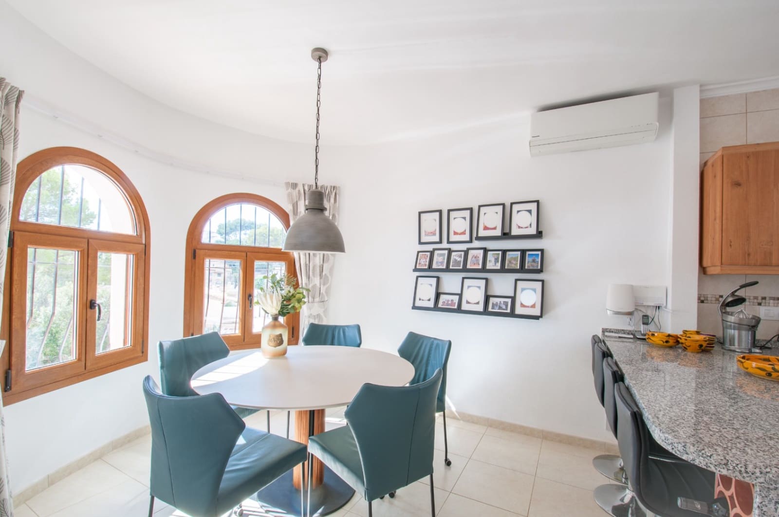 4 soveværelse Villa til salg i Moraira med swimmingpool - € 895.000 (Ref: 9073743)