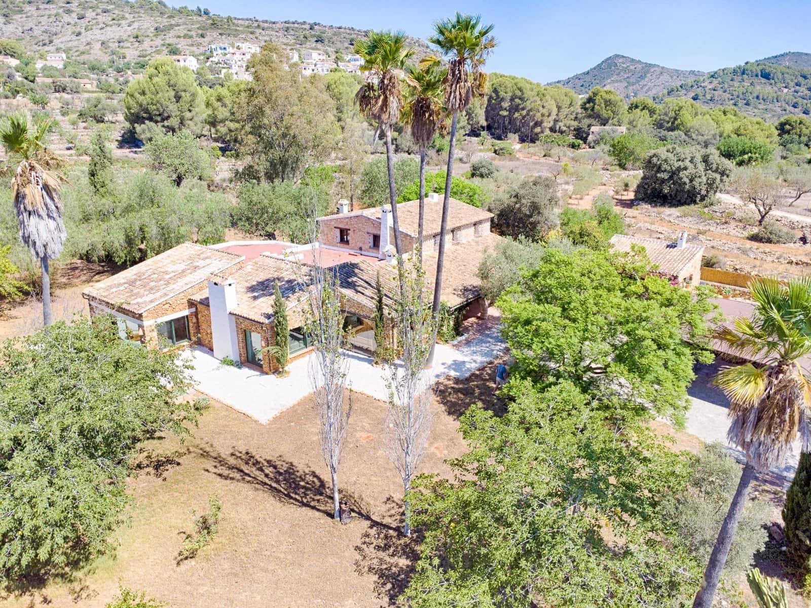 4 Zimmer Finca/Landgut zu verkaufen in Senija mit Pool Garage - 1.295.000 € (Ref: 9073760)