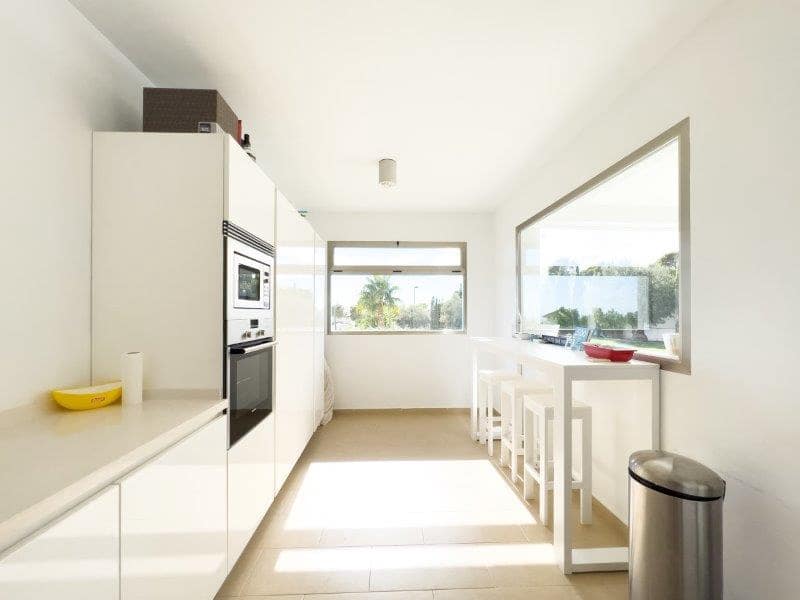 5 makuuhuone Huvila myytävänä paikassa Altea la Vella mukana uima-altaan 
autotalli - 1 100 000 € (Ref: 9073782)