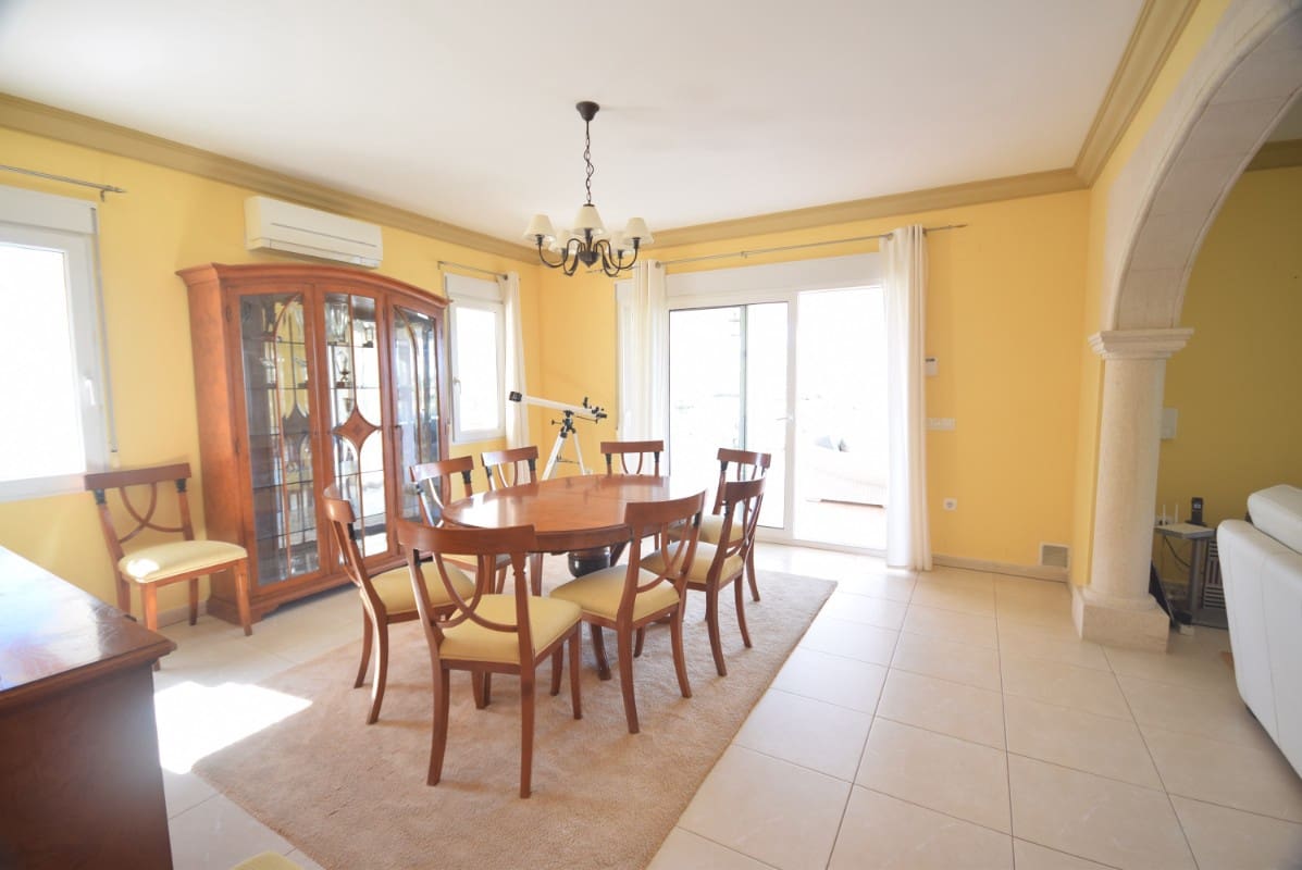 4 bedroom Villa for sale in Javea / Xabia with pool garage - € 835,000 (Ref: 9073789)