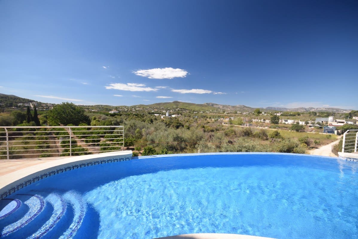 4 bedroom Villa for sale in Javea / Xabia with pool garage - € 835,000 (Ref: 9073789)