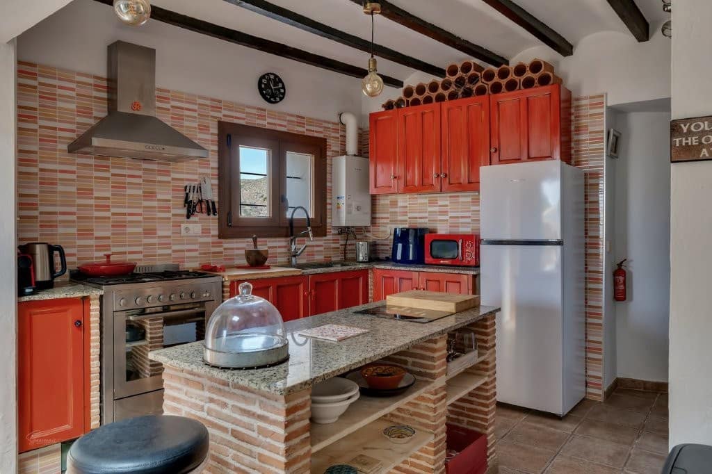 4 makuuhuone Huvila myytävänä paikassa Teulada mukana uima-altaan 
autotalli - 525 000 € (Ref: 9105146)