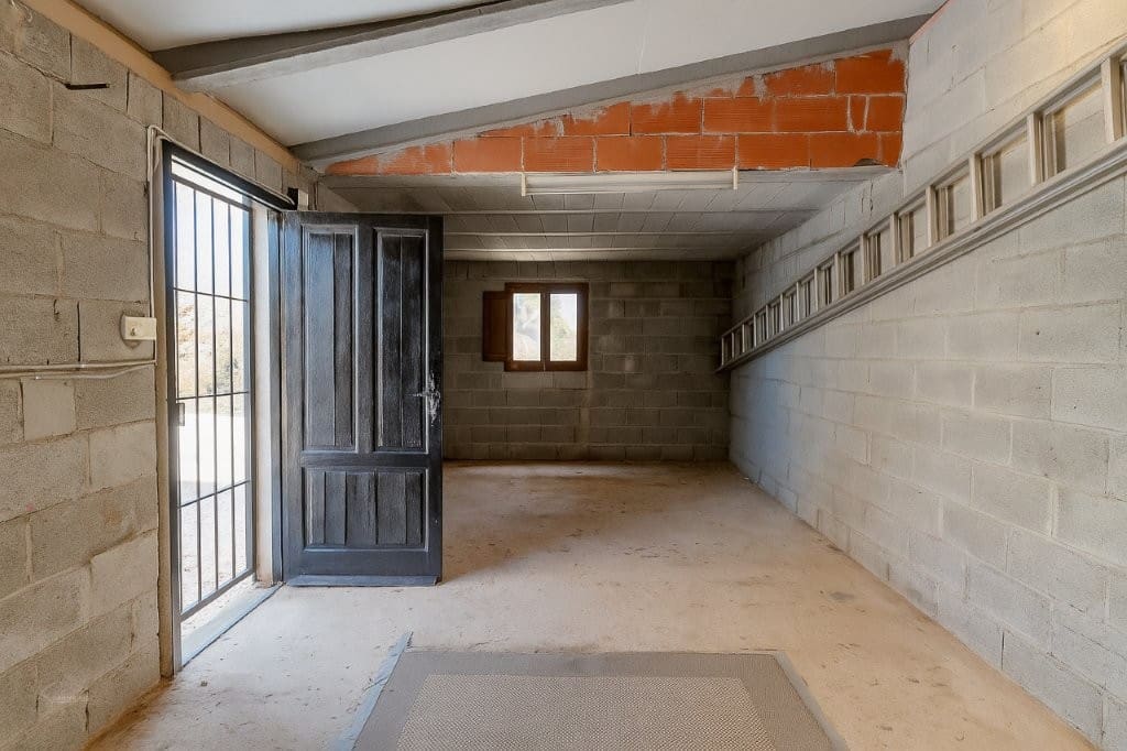 4 makuuhuone Huvila myytävänä paikassa Teulada mukana uima-altaan 
autotalli - 525 000 € (Ref: 9105146)