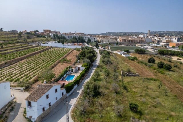 4 makuuhuone Huvila myytävänä paikassa Teulada Pueblo, Teulada-Moraira mukana uima-altaan 
autotalli - 525 000 € (Ref: 9105146)