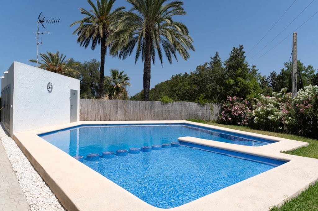 4 sypialnia Dom na sprzedaż w Javea / Xabia z basenem - 649 000 € (Ref: 9105148)