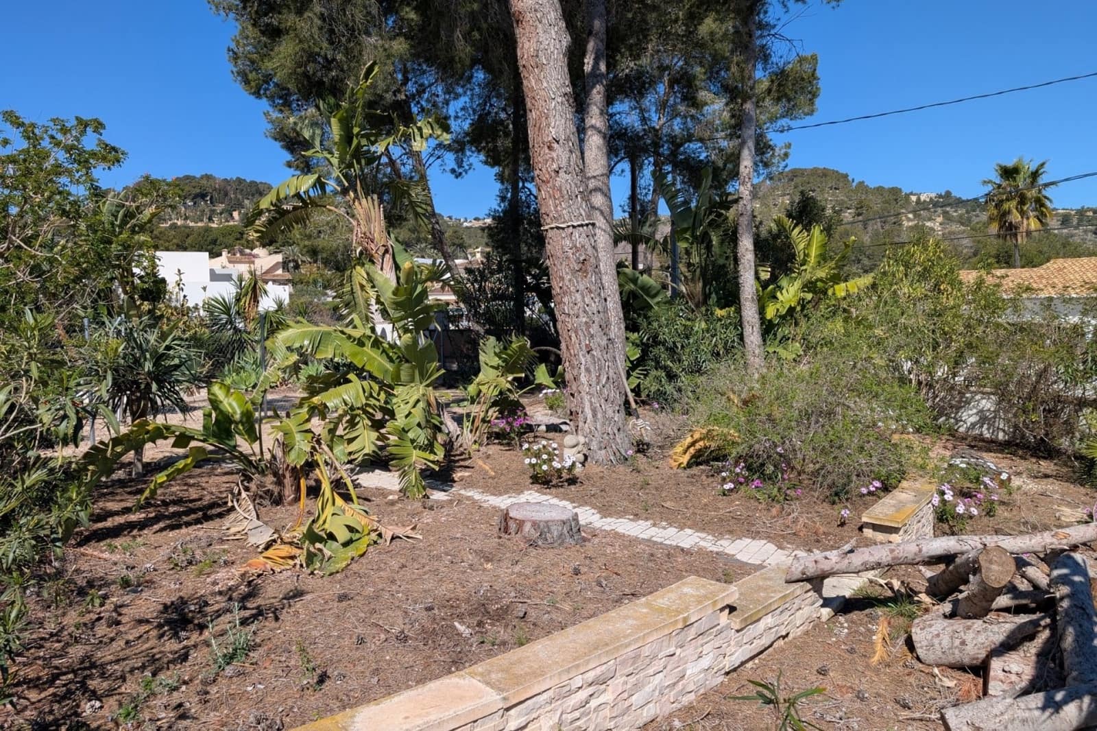 Grunde uden byggetilladelser til salg i Benissa - € 315.000 (Ref: 9107017)