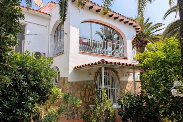 3 soverom Villa til salgs i Moraira, Teulada-Moraira med svømmebasseng garasje - € 535 000 (Ref: 9107019)