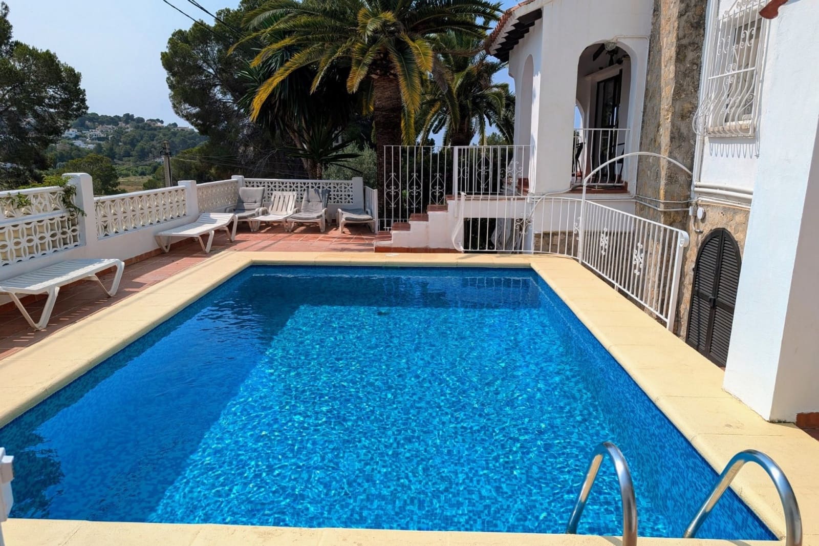 3 soverom Villa til salgs i Moraira med svømmebasseng garasje - € 535 000 (Ref: 9107019)