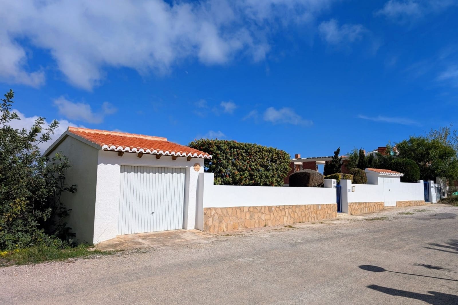 3 bedroom Villa for sale in Cumbre del Sol with pool garage - € 519,000 (Ref: 9107020)