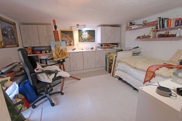 4 sovrum Villa till salu i Orba med pool - 599 000 € (Ref: 9108951)