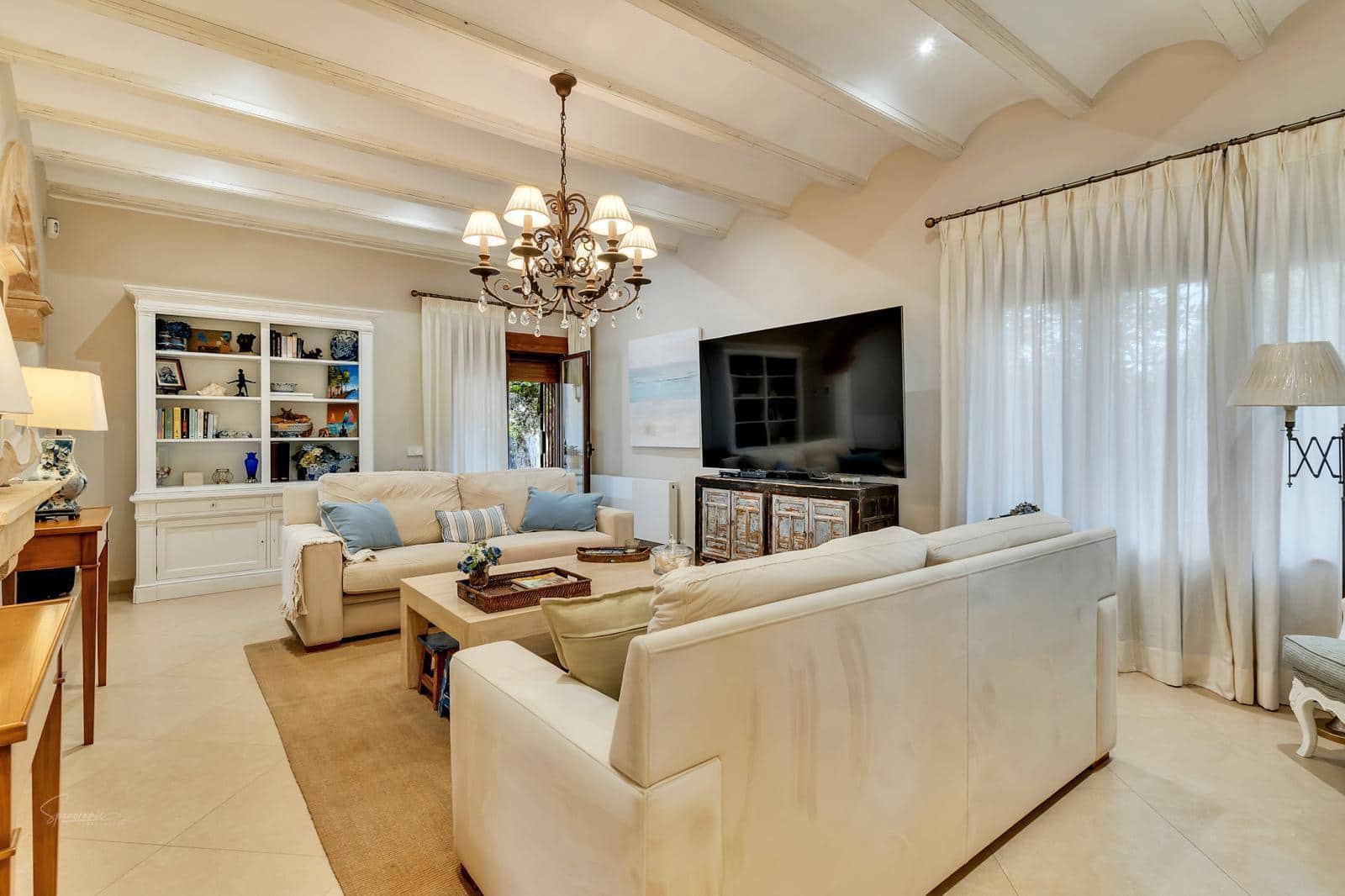 5 bedroom Villa for sale in Denia with pool garage - € 1,470,000 (Ref: 9109792)