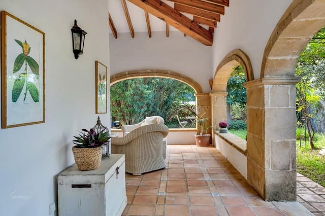 5 bedroom Villa for sale in Dénia with pool garage - € 1,470,000 (Ref: 9109792)