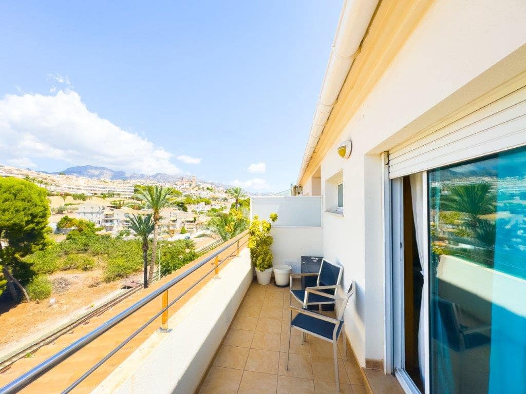 3 bedroom Apartment for sale in Altea - € 595,000 (Ref: 9131816)